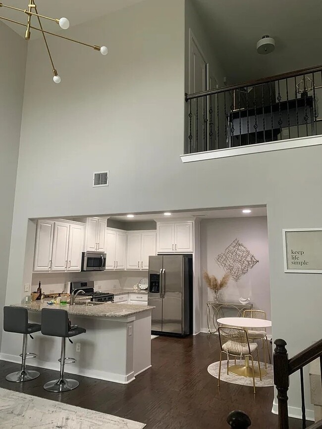Photo - 620 S Greenville Ave Townhome