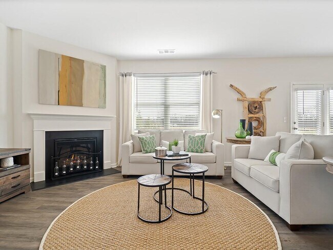 Foto del edificio - 5630 Cricket Melody Ln