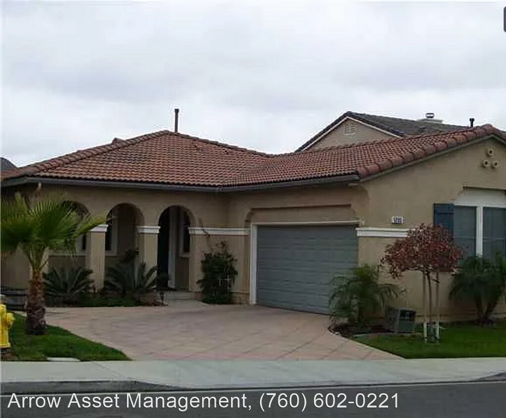 Foto principal - 4 br, 2 bath House - 5205 Bluegrass Way