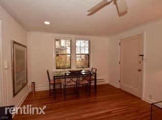 Foto del edificio - 4444 W Lake Harriet Pkwy