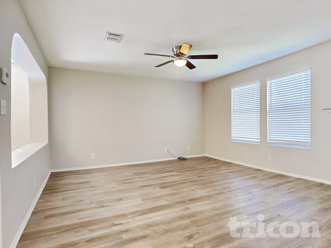 Building Photo - 2615 Thunder Gulch