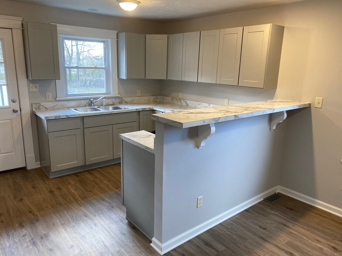 Foto principal - 1316 Beach Ave