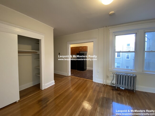 Building Photo - 1100 Boylston St