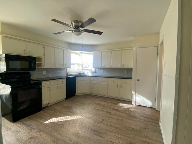 Foto del edificio - 4319 40th St