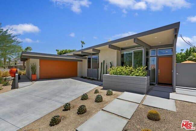 Building Photo - 73545 Silver Moon Trail