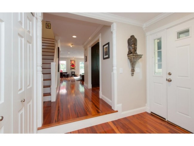 Building Photo - 27 Wynridge Rd