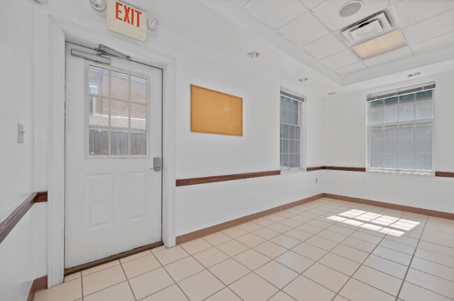 Foto del edificio - 4630 Pleasant Ave