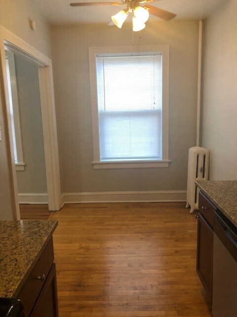 Foto del edificio - 1303 Elmwood Ave