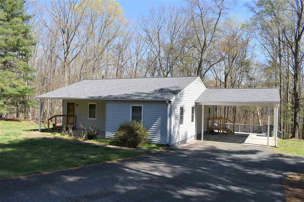 Primary Photo - 1635 Running Deer Dr