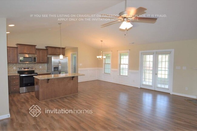 Foto del edificio - 55 Imperial Dr