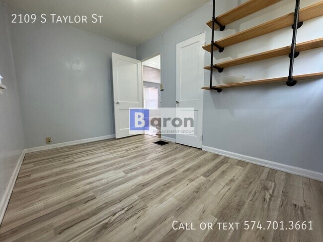 Foto del edificio - 2109 S Taylor St