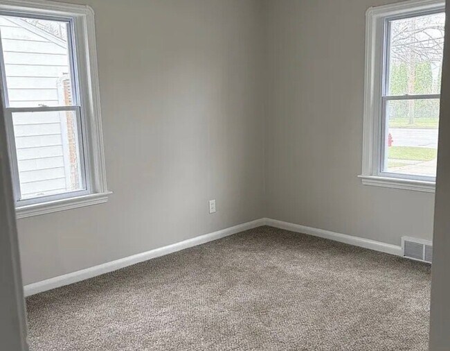 Foto del edificio - 404 W Cunningham St