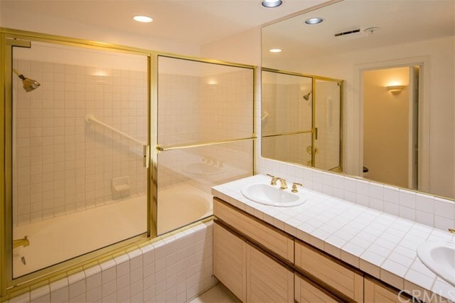 Foto del edificio - 2243 Martin-