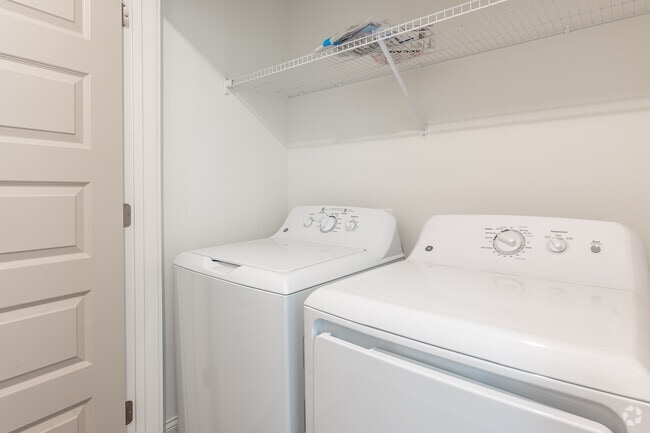 UNIT 2 - IN-UNIT LAUNDRY - Arch Street Condominiums