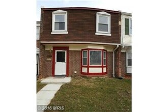 Building Photo - 8091 Community Dr