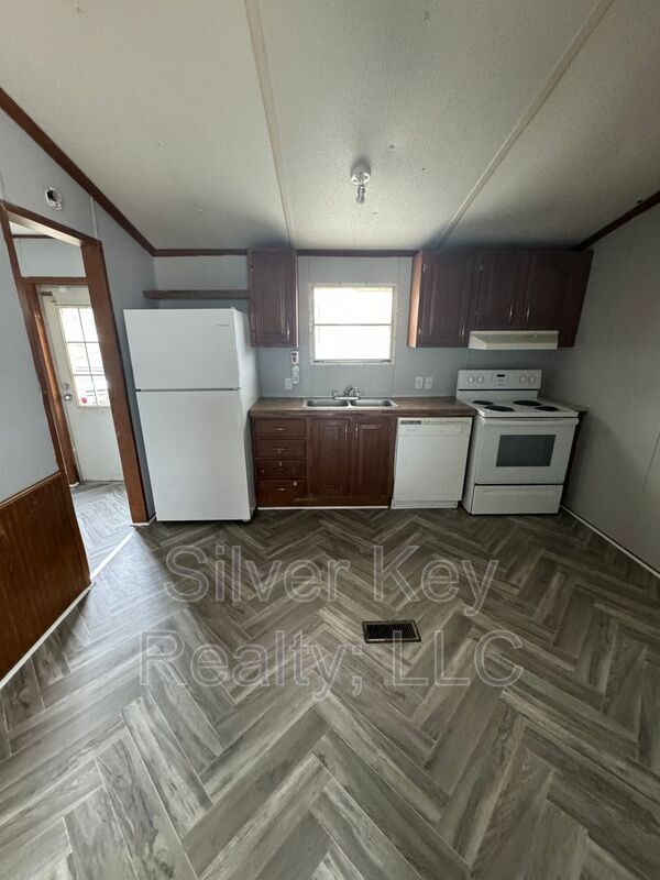 901 Eastanallee Ave Unit A, Athens, TN 37303 Condo for Rent in Athens