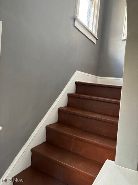 Building Photo - 508 Eva Ave