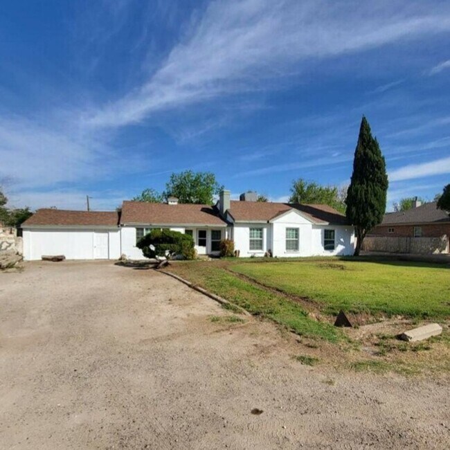 Foto del edificio - Beautiful RANCH HOME  Rental