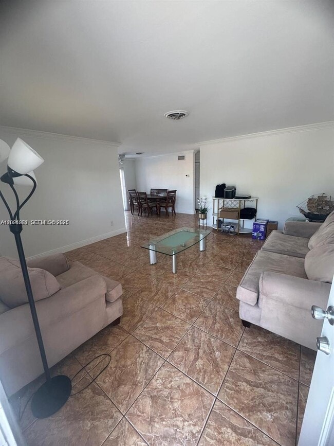 Foto del edificio - 2801 NW 183rd St