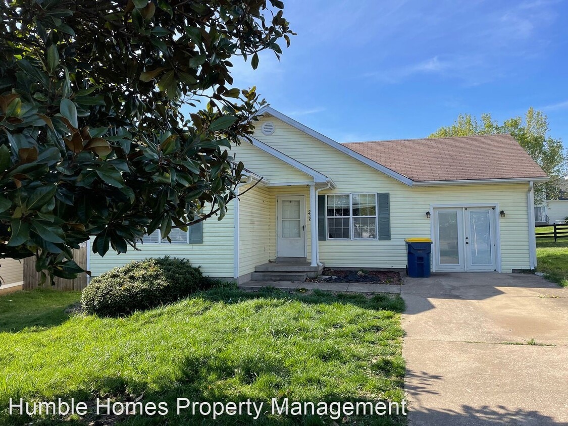 4 br, 2 bath House 236 River Avon House Rental in Bowling Green, KY