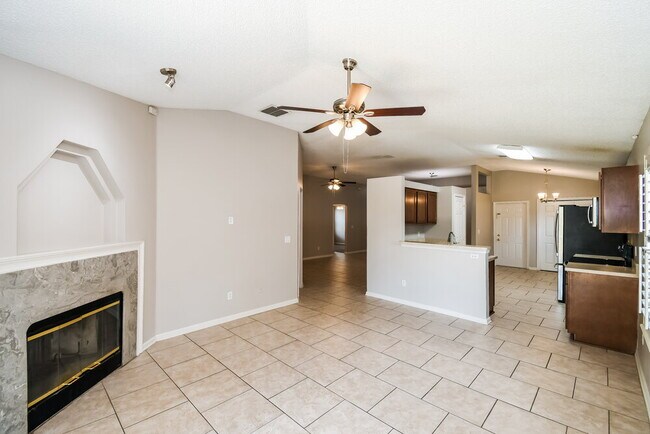 Building Photo - 12559 Fallohide Ln