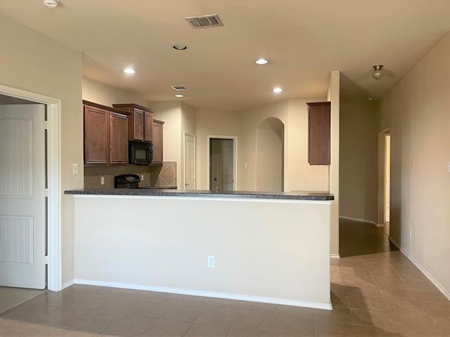 Building Photo - 2209 Jocelyn Way