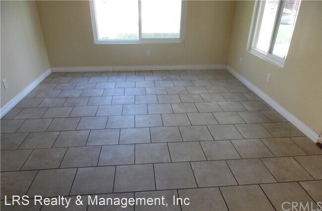 Building Photo - 3 br, 2.5 bath House - 43110 Corte Landeros