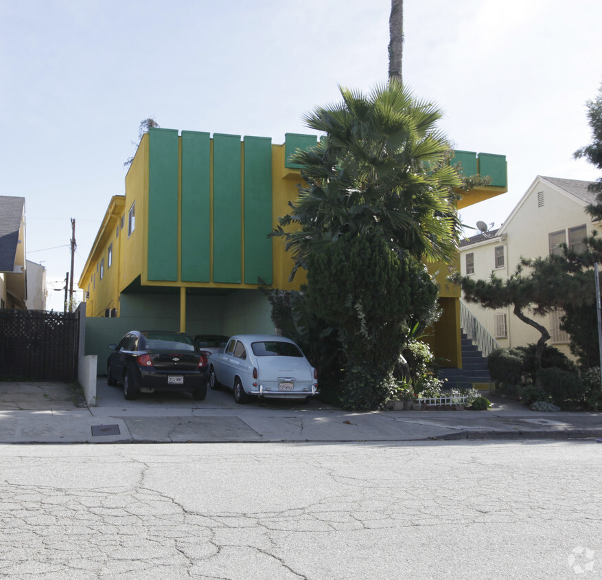 Foto principal - 952 N Hudson Ave