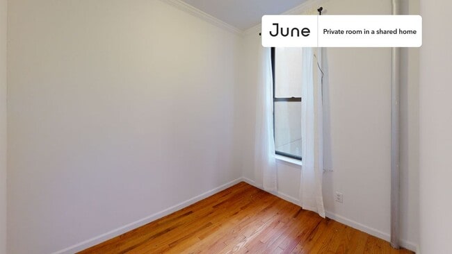 Building Photo - Room in Shared 3 bed/1 bath home