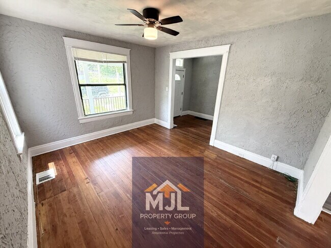 Foto del edificio - Beautiful 3 Bedroom/ 2 Bath Home Ready Now!