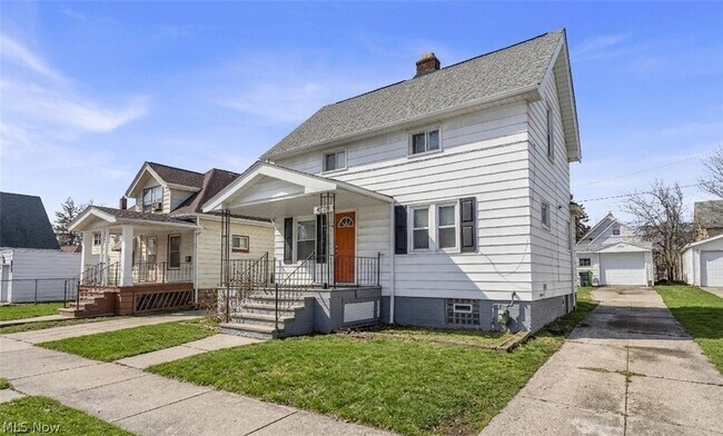 Foto del edificio - 4710 Birchwood Rd