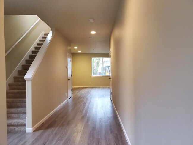 Foto del edificio - 1502 Onyx St SE