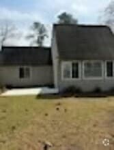 Building Photo - 106 Mallard Cove