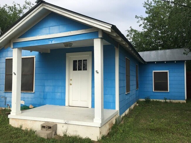 Foto del edificio - 306 N Oak Ave