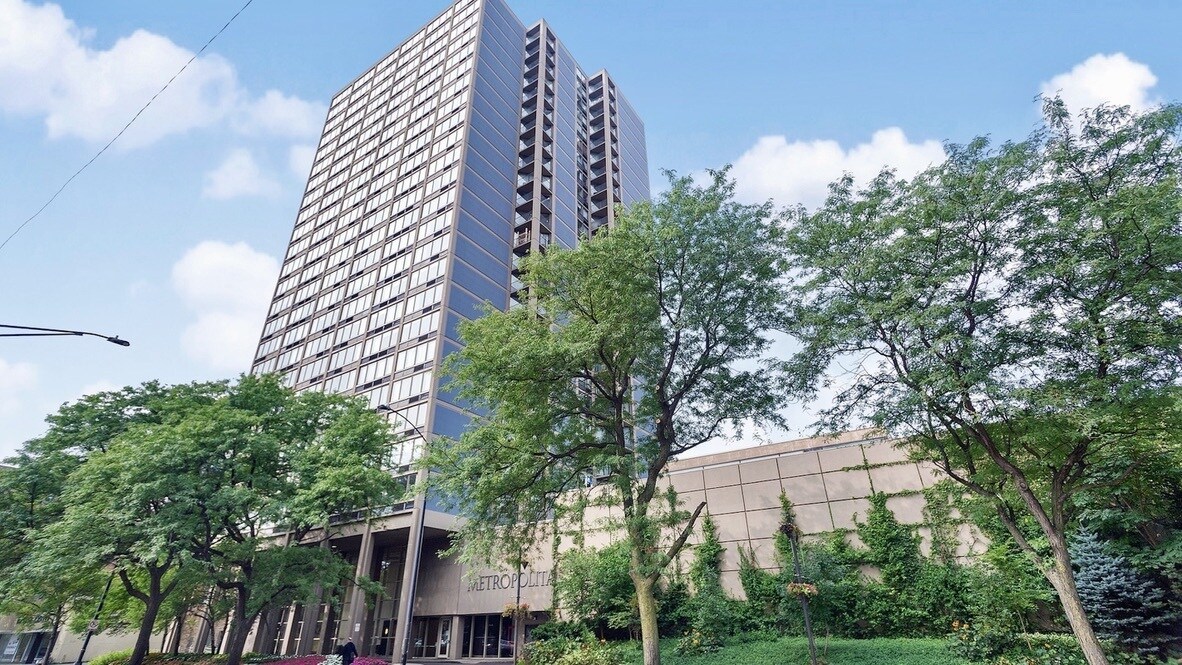 Foto principal - 5320 N Sheridan Rd