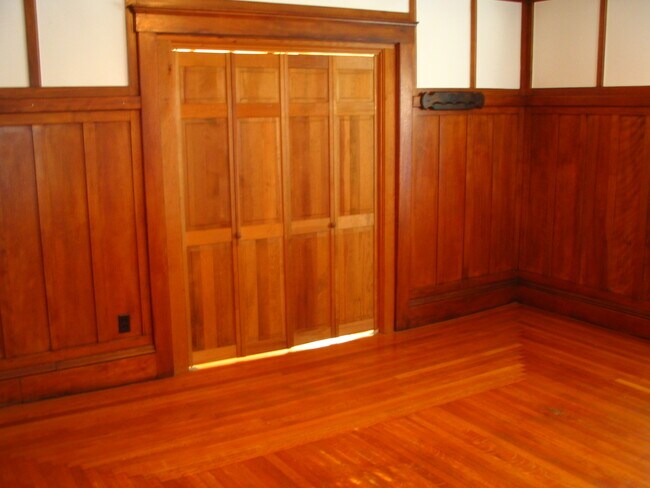 Foto del edificio - 113 Dean Ave