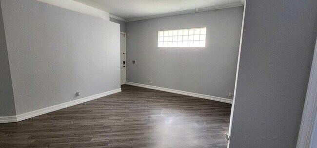 Building Photo - 146 Prestige Dr