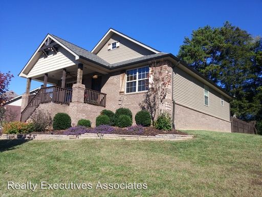 Building Photo - 6030 Whisper Ridge Ln