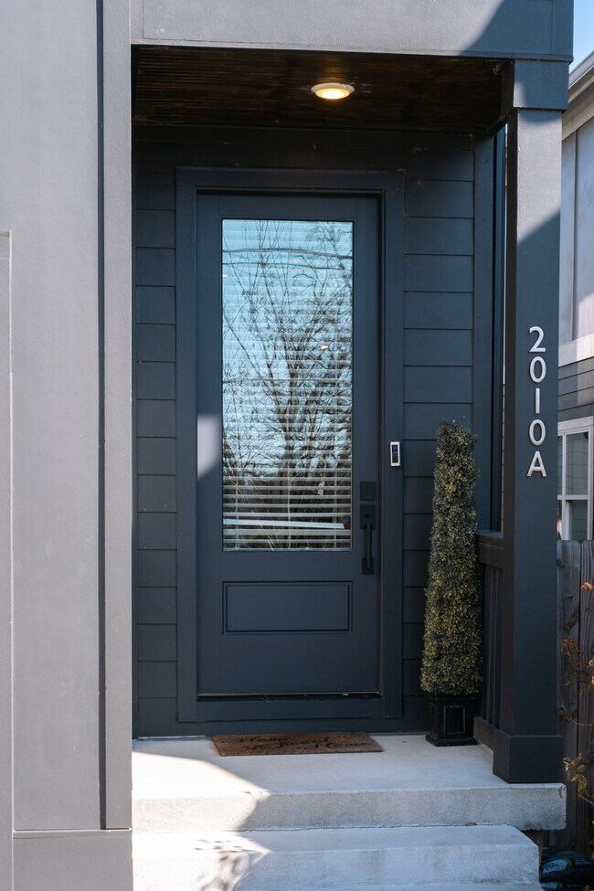 Foto del edificio - 2010 14th Ave N