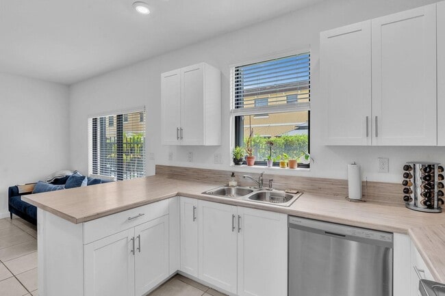 Building Photo - 4668 Banker Terrace