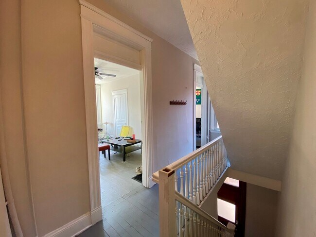 Foto del edificio - 2369 Victor St