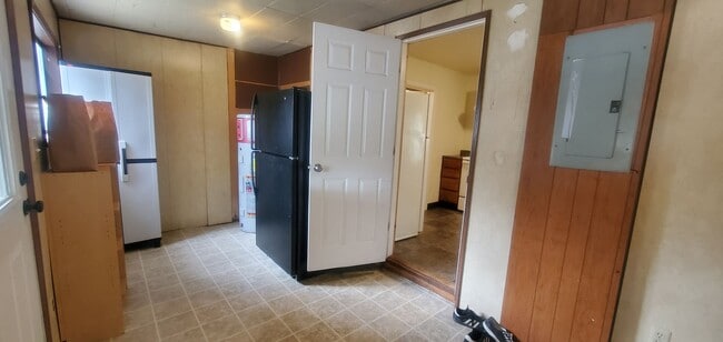 Building Photo - Pre-Leasing for September - 7Bed/3.5bath House