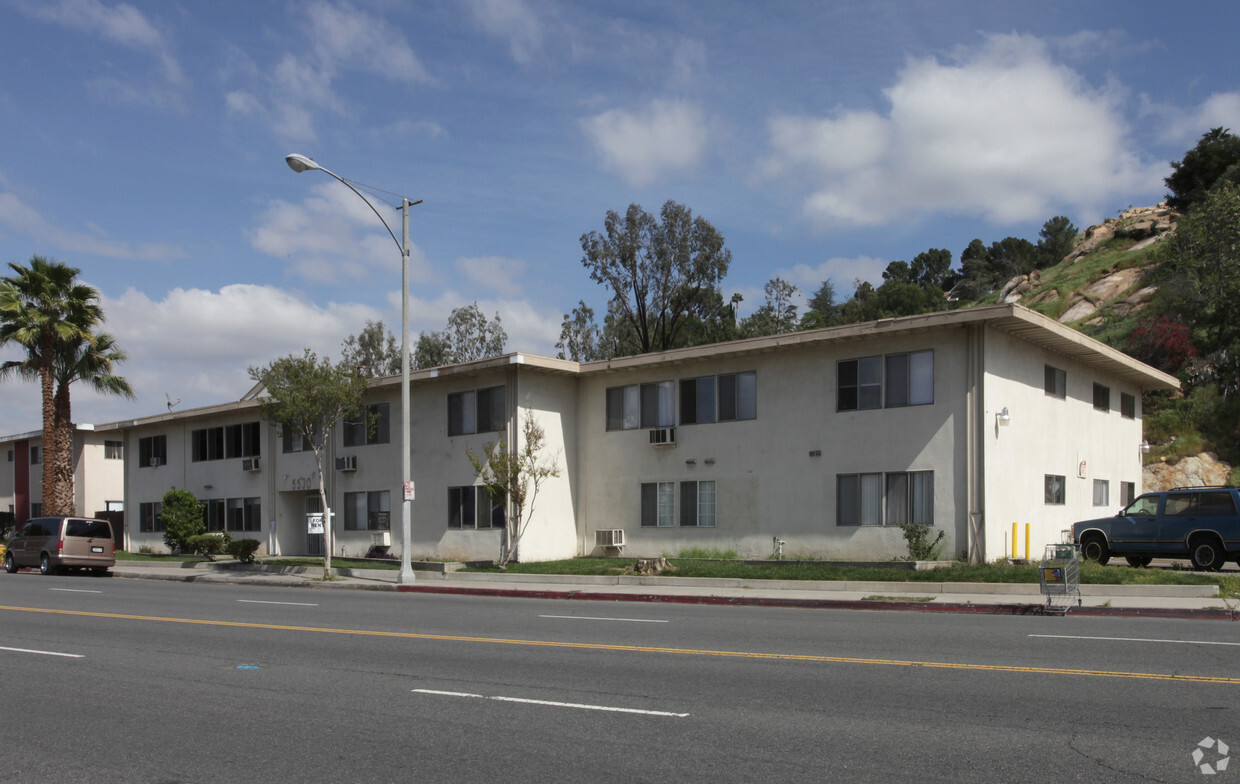 Primary Photo - Olivewood Apartments