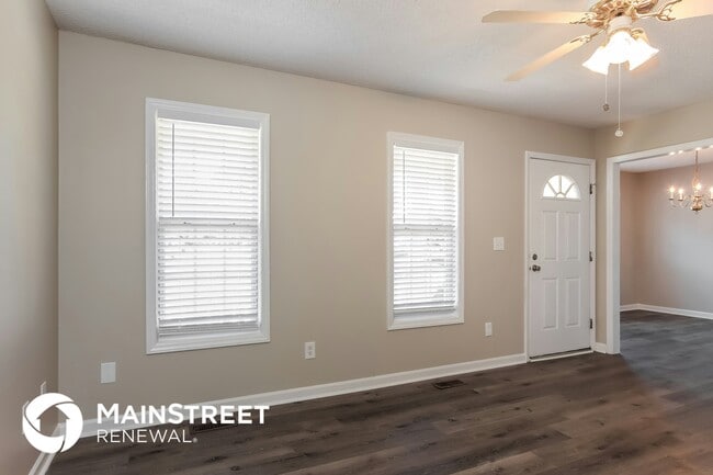 Building Photo - 1108 Woodbriar St