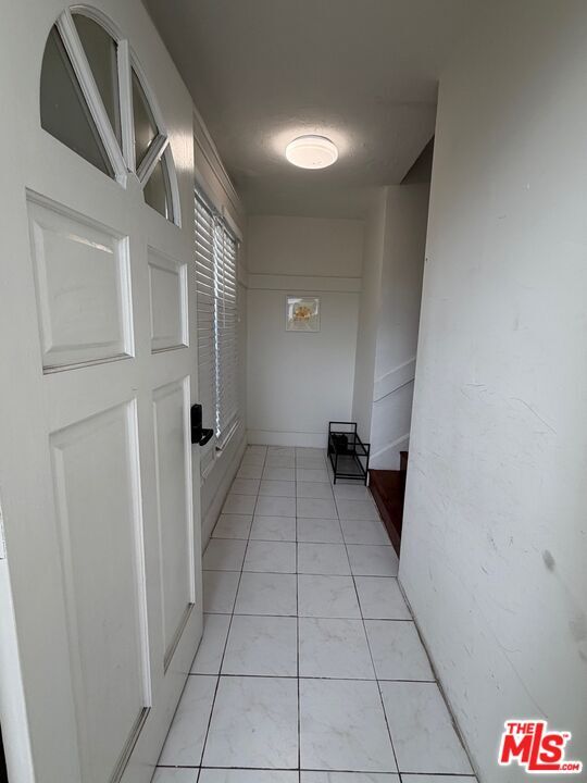Building Photo - 2240 Crenshaw Blvd