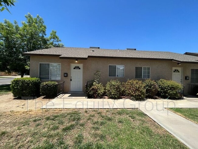 Building Photo - 326 S Crespi Ave