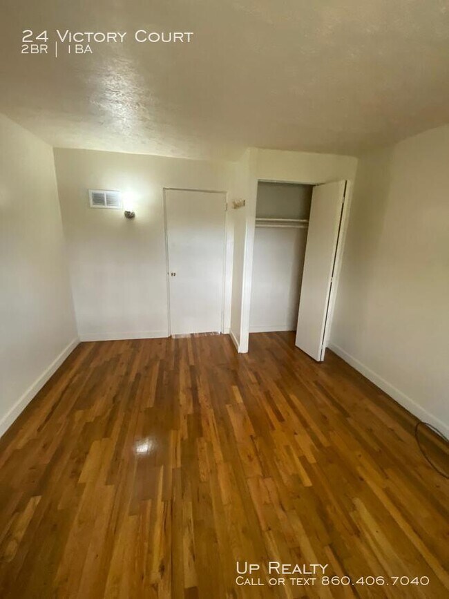 Building Photo - 24 Victory Ct