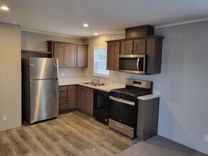 Building Photo - 152 Beech