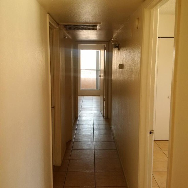 Foto del edificio - 2676 N 43rd Ave