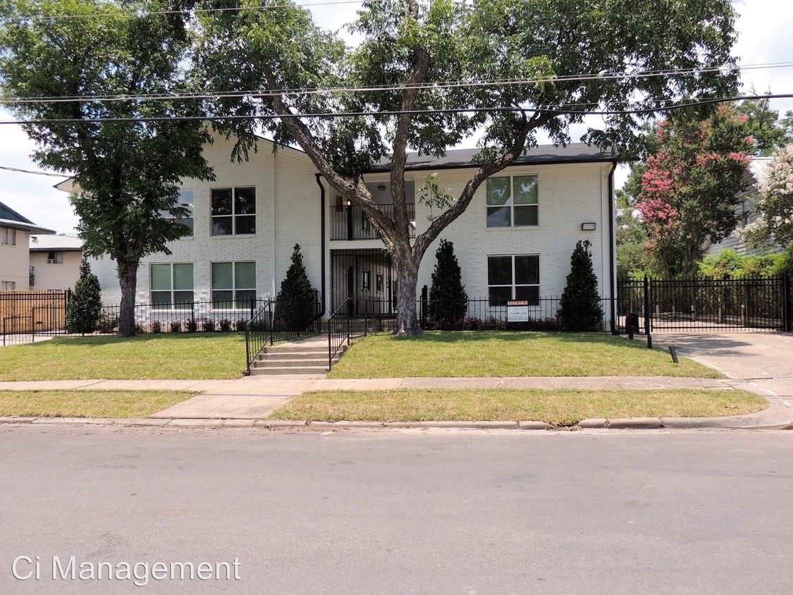 Primary Photo - 4611 Munger Ave